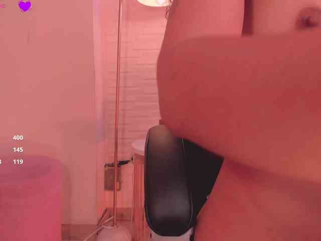 SophieHouston webcam