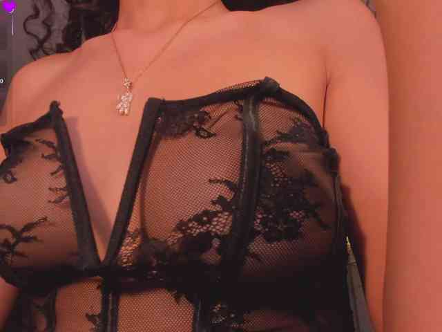 SophieHouston webcam