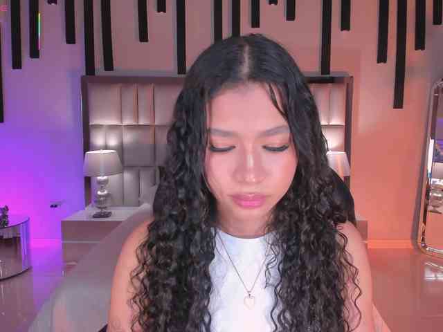 SophieHouston webcam