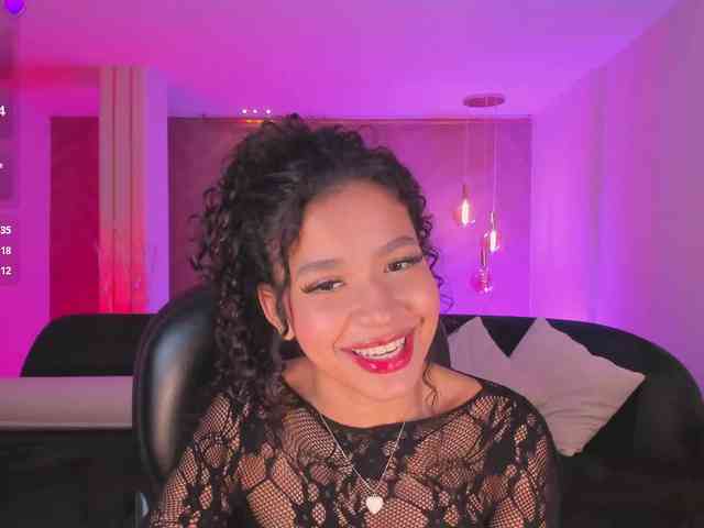 SophieHouston webcam