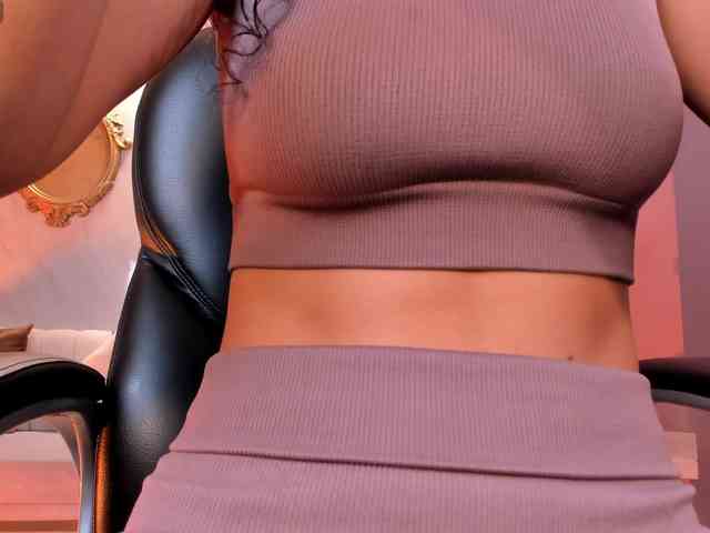 SophieHouston webcam