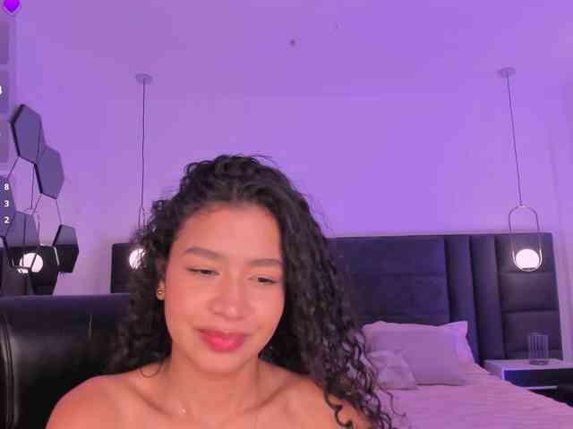 SophieHouston webcam