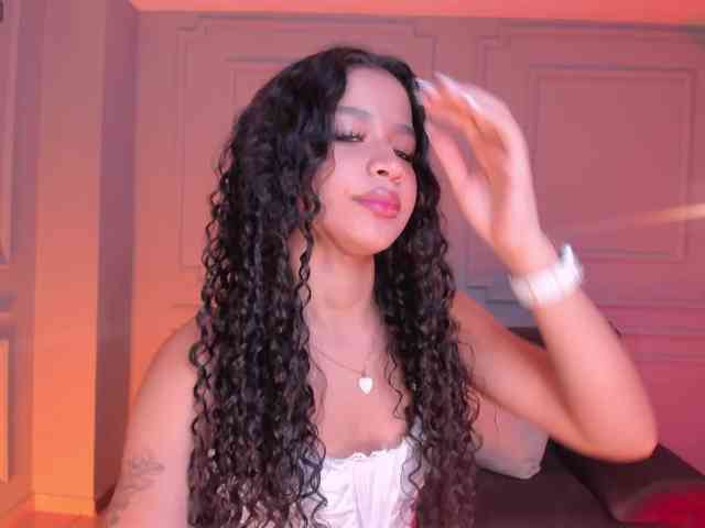 SophieHouston webcam