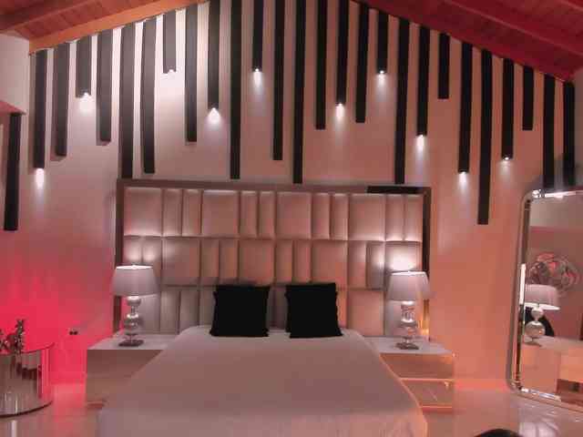 SophieHouston webcam