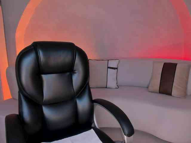 SophieHouston webcam