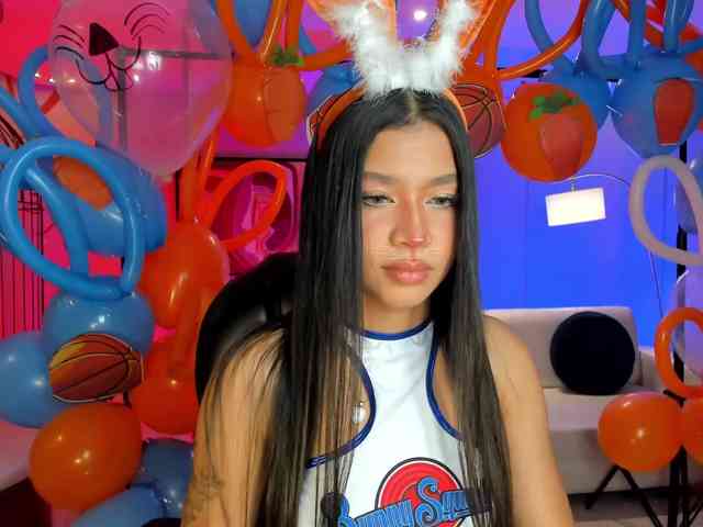 SophieHouston webcam