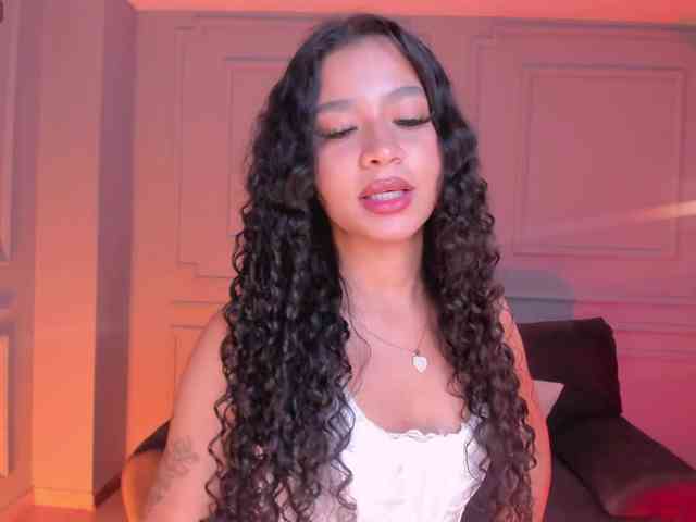 SophieHouston webcam