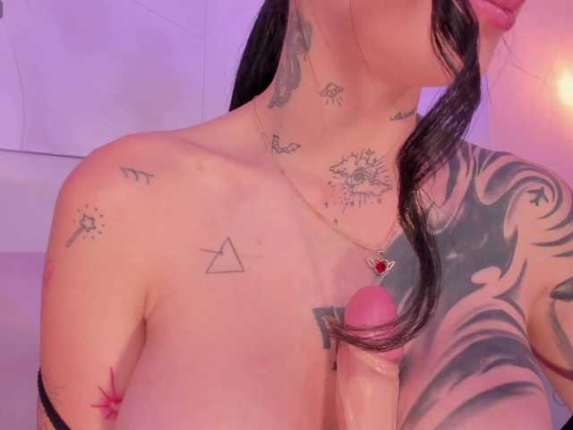 MilaLawrence's BongaCams show and profile