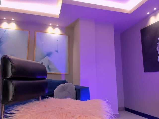 MilaLawrence's BongaCams show and profile