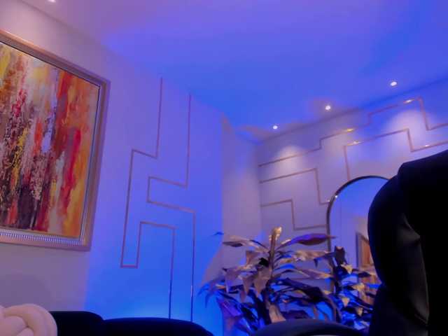 MilaLawrence's BongaCams show and profile