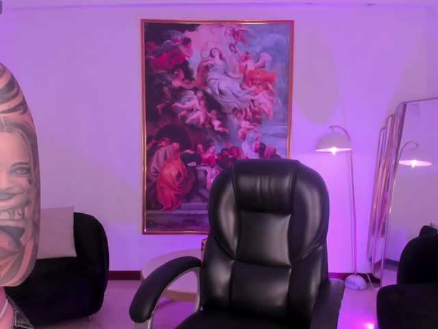 MilaLawrence's BongaCams show and profile