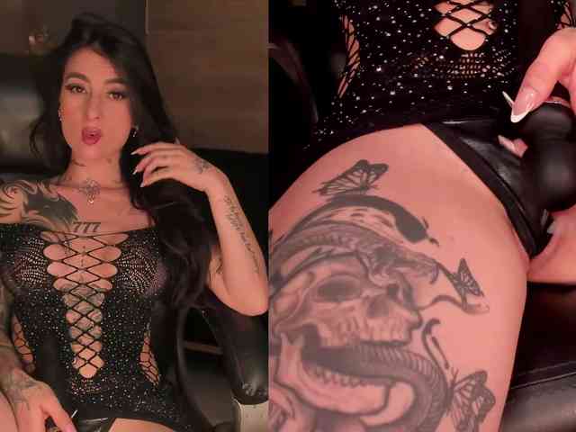 MilaLawrence webcam