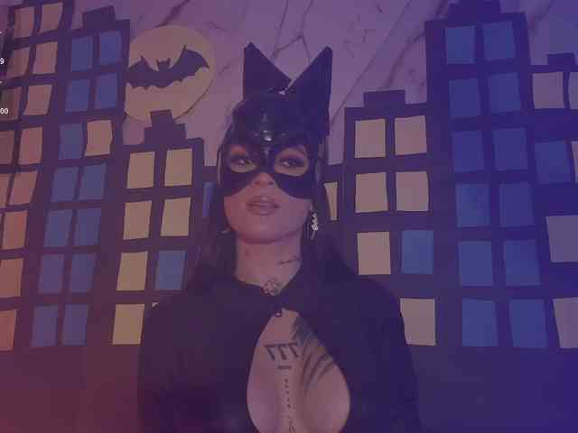 MilaLawrence webcam