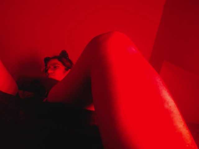  LolaVecassalt chat room