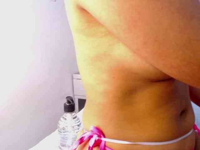 LolaVecassalt webcam