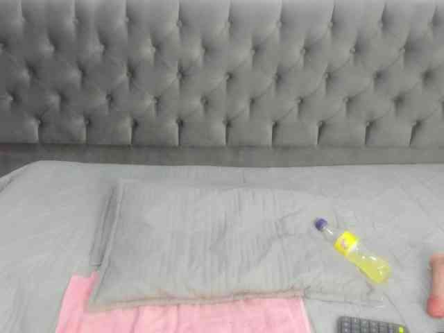 LolaVecassalt webcam