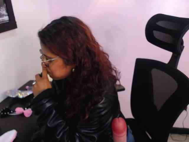 LolaVecassalt webcam