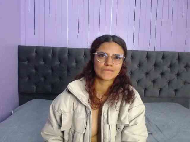 LolaVecassalt webcam