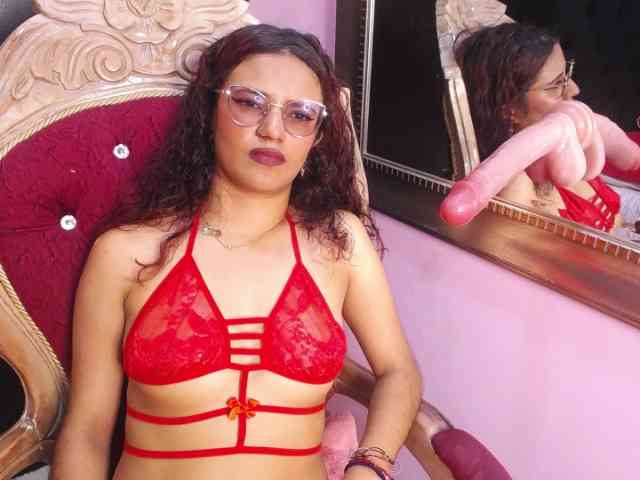LolaVecassalt webcam
