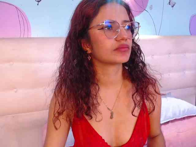 LolaVecassalt webcam