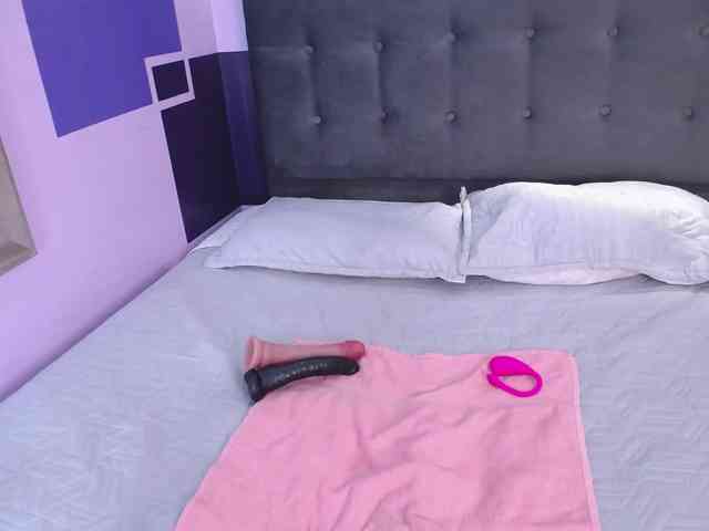 LolaVecassalt webcam