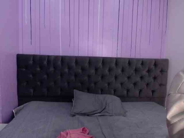 LolaVecassalt webcam