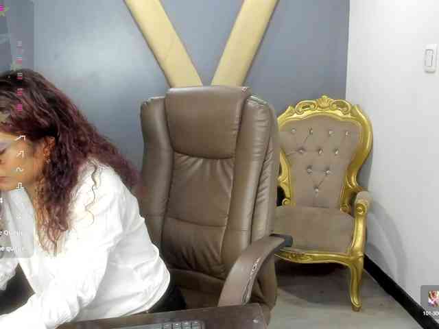 LolaVecassalt webcam