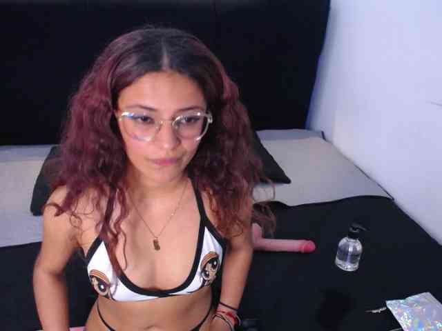 LolaVecassalt webcam