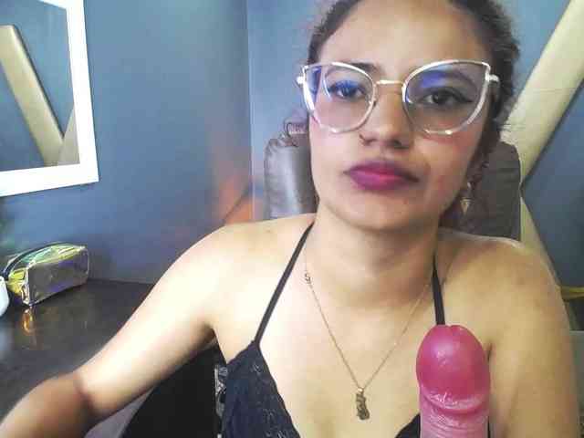 LolaVecassalt webcam