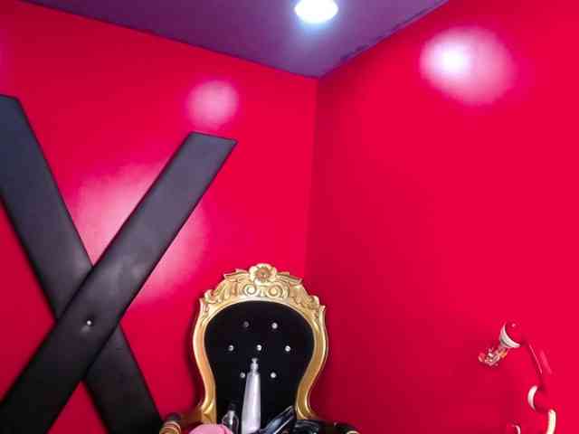 LolaVecassalt webcam