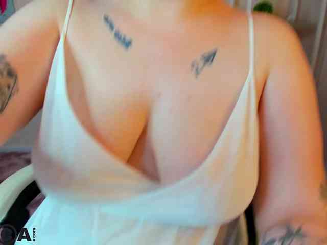 Looly-Rise webcam