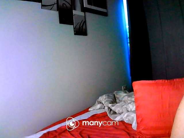 TiaDollDotCom webcam