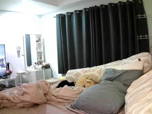 TiaDollDotCom webcam