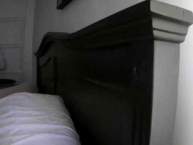 TiaDollDotCom webcam