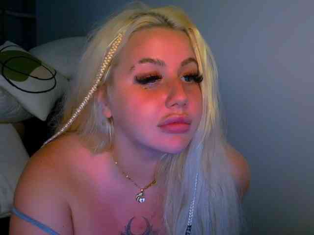 BlondeDollTia BlondeDollTia