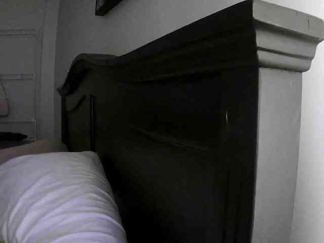 TiaDollDotCom webcam