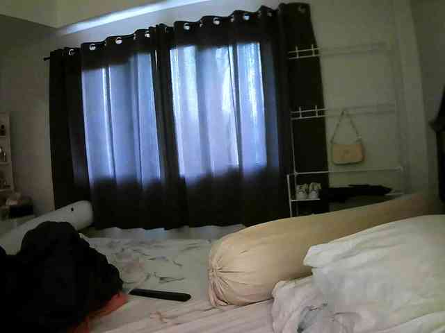 TiaDollDotCom webcam