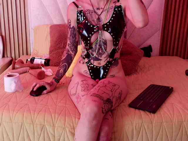 Lilithmorningstar webcam