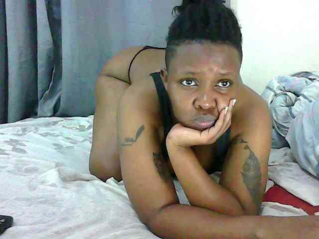 Sweetass24 webcam