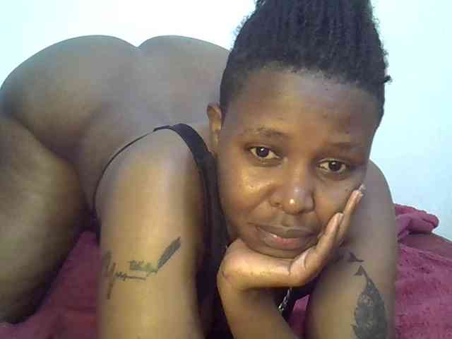 Sweetass24 webcam