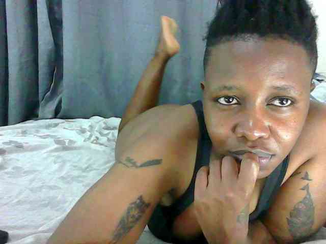 Sweetass24 webcam