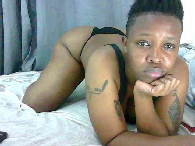Sweetass24 webcam