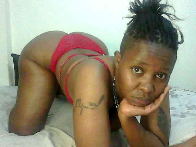 Sweetass24 webcam