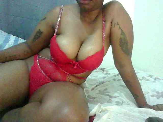 Sweetass24 webcam
