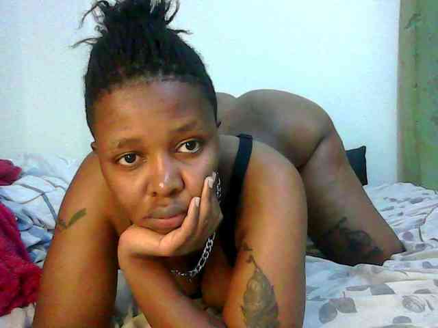 Sweetass24 webcam