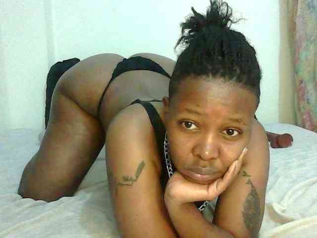 Sweetass24 webcam