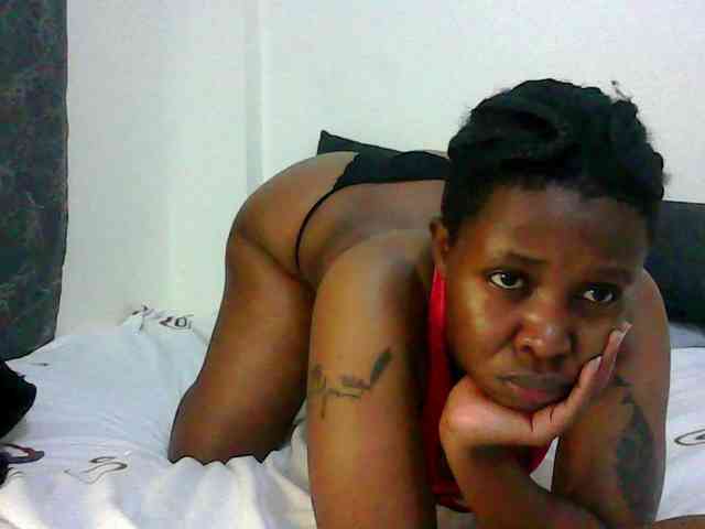 Sweetass24 webcam