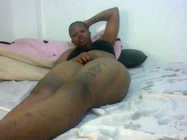 Sweetass24 webcam