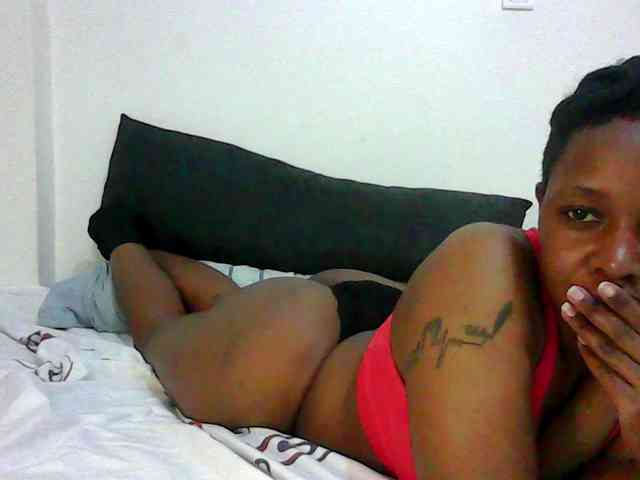 Sweetass24 webcam