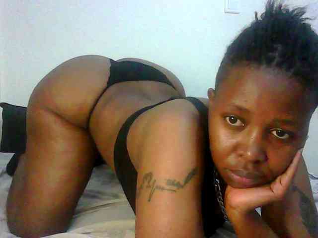Sweetass24 webcam